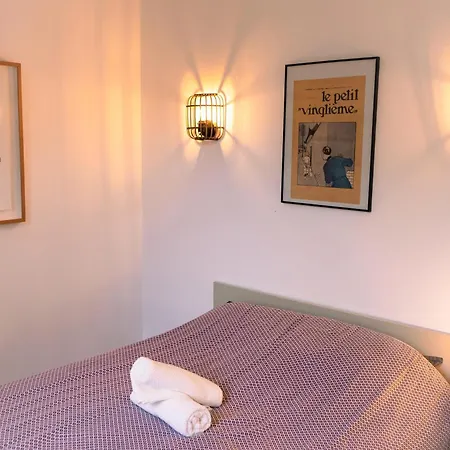 Spacieux F2 Refait A Neuf Dans Un Esprit Loft Appartement